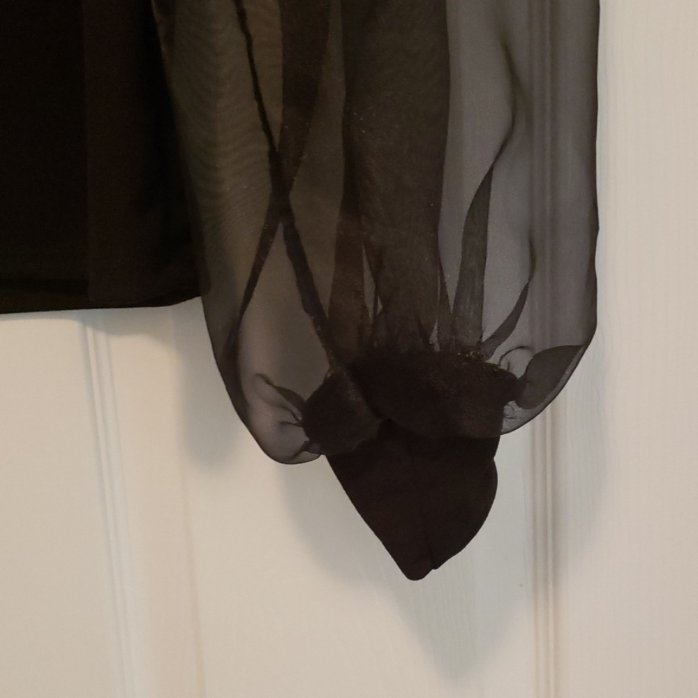 Blouse - Picture 2 of 2